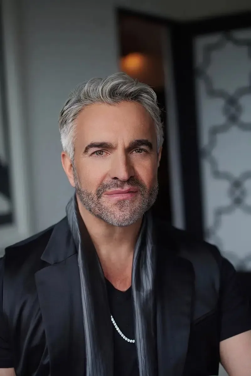 Martyn Lawrence Bullard 